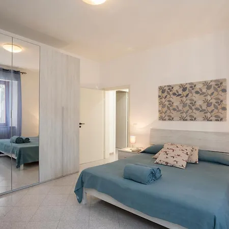A Due Passi Dal Mare, Parcheggio E Giardino Apartment San Vincenzo Exterior photo